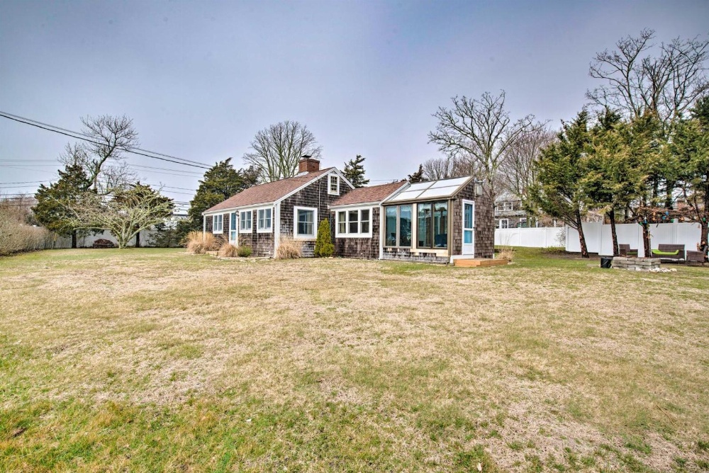 Waterfront Cape Cod Home with Sunroom and Fire Pit